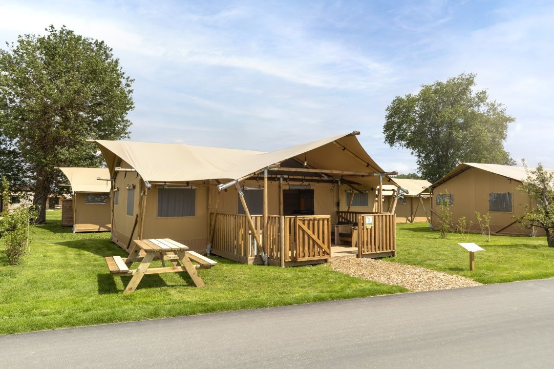 Abenteuerzelt (6 Personen)