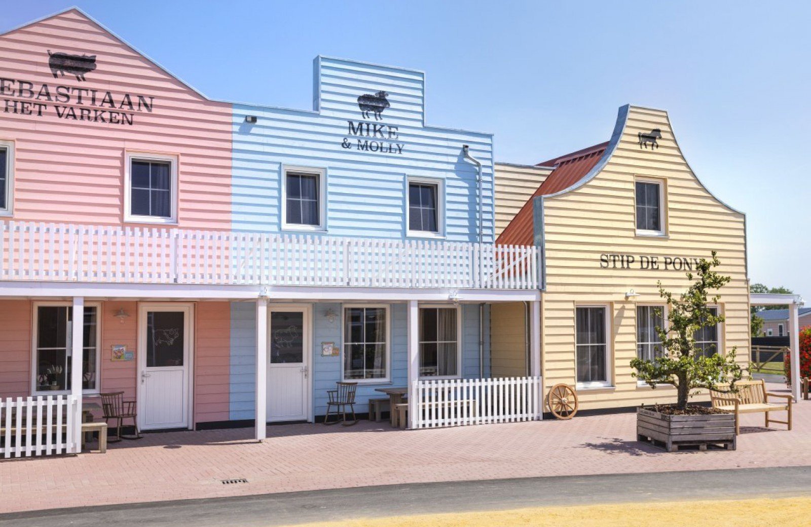 Dorpsstraat (8 Personen)