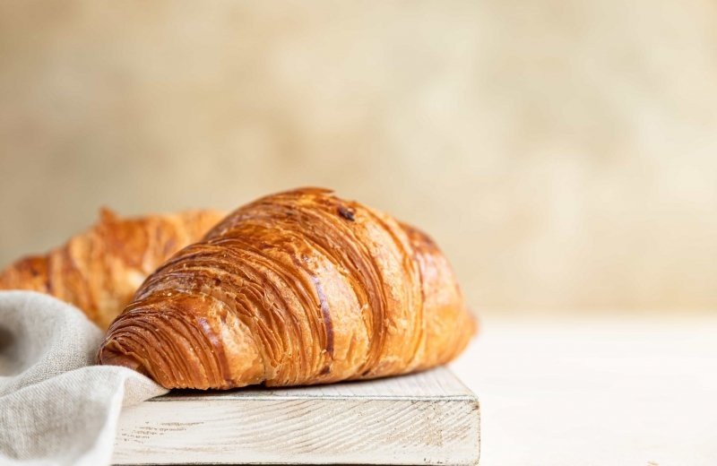 Croissants ontbijt bij familie resort molenwaard