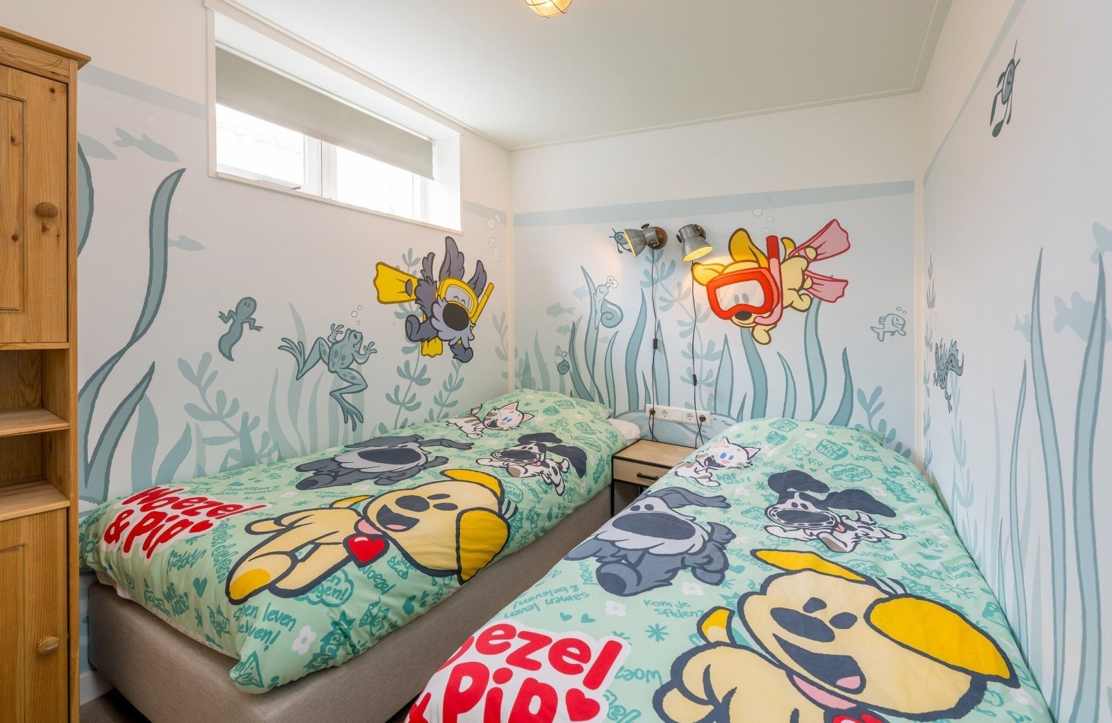 Slaapkamer woezel en pip familie resort molenwaard