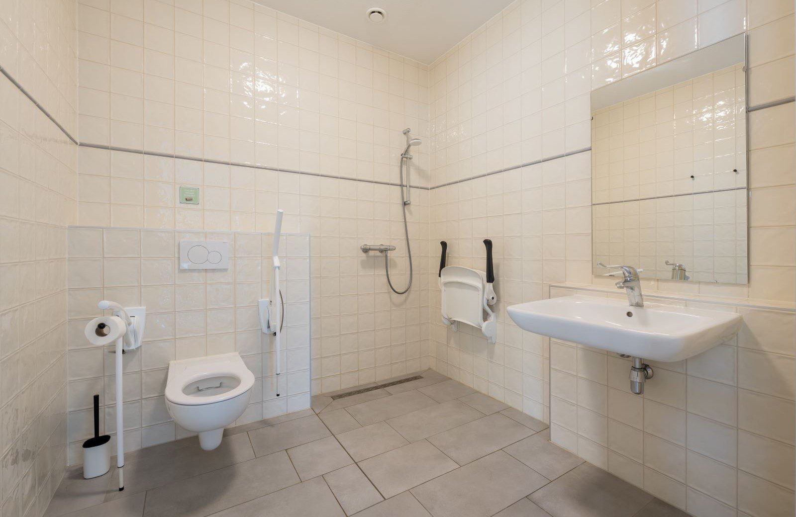 Hooimijt badkamer familie resort molenwaard